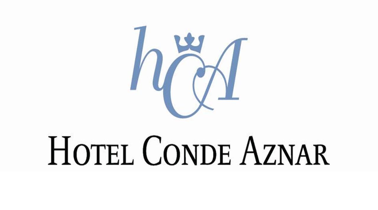 Conde Aznar Hotel Jaca Exterior foto